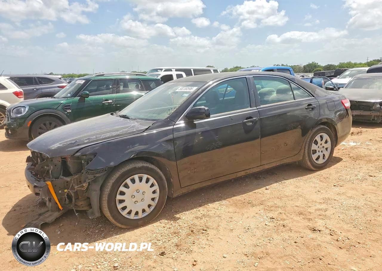 2011 Toyota Camry Base – zdjęcie 1 z 12