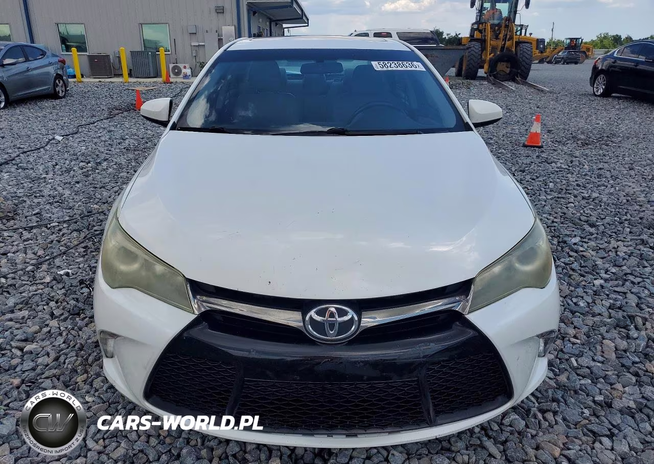 2017 Toyota Camry Se VIN:4T1BF1FK8HU285813 - 5