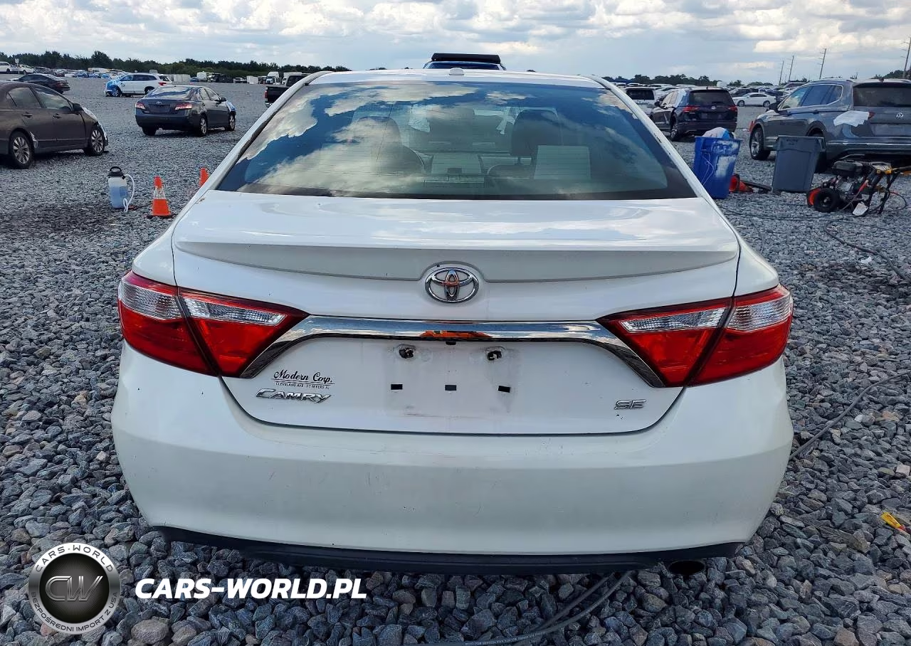2017 Toyota Camry Se VIN:4T1BF1FK8HU285813 - 6