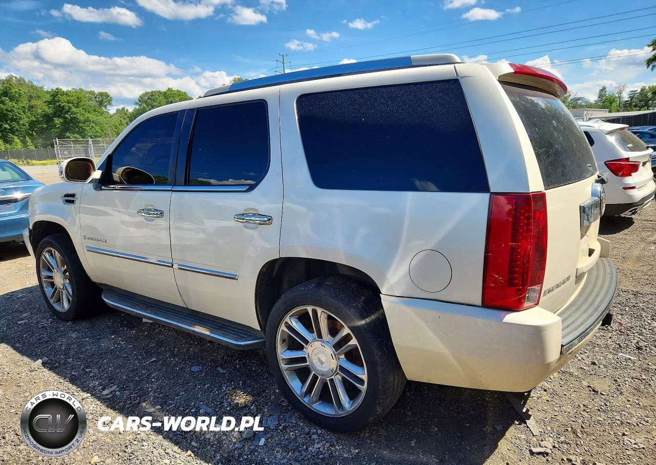 2007 Cadillac Escalade Luxury VIN:1GYFK63897R311564 - 2