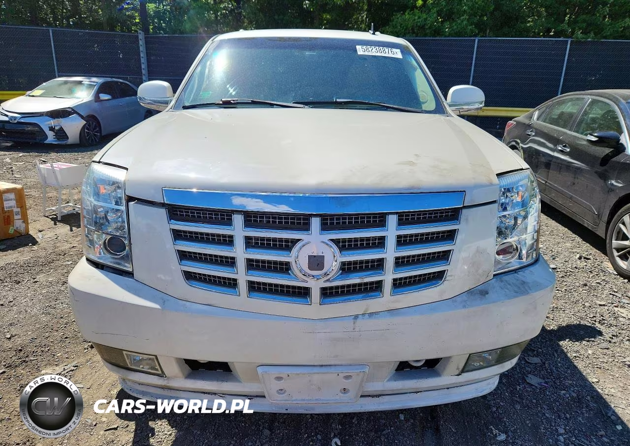 2007 Cadillac Escalade Luxury VIN:1GYFK63897R311564 - 5