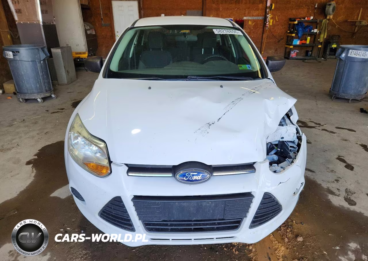 2014 Ford Focus S VIN:1FADP3E24EL354222 - 5