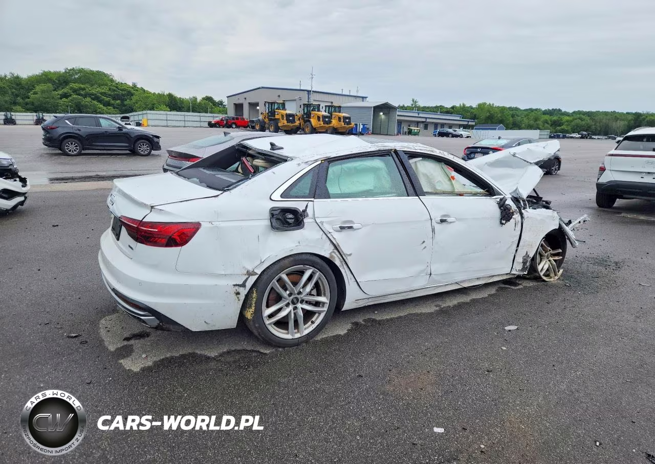 2024 Audi A4 Premium Plus 45 VIN:WAUEAAF41RA051871 - 3