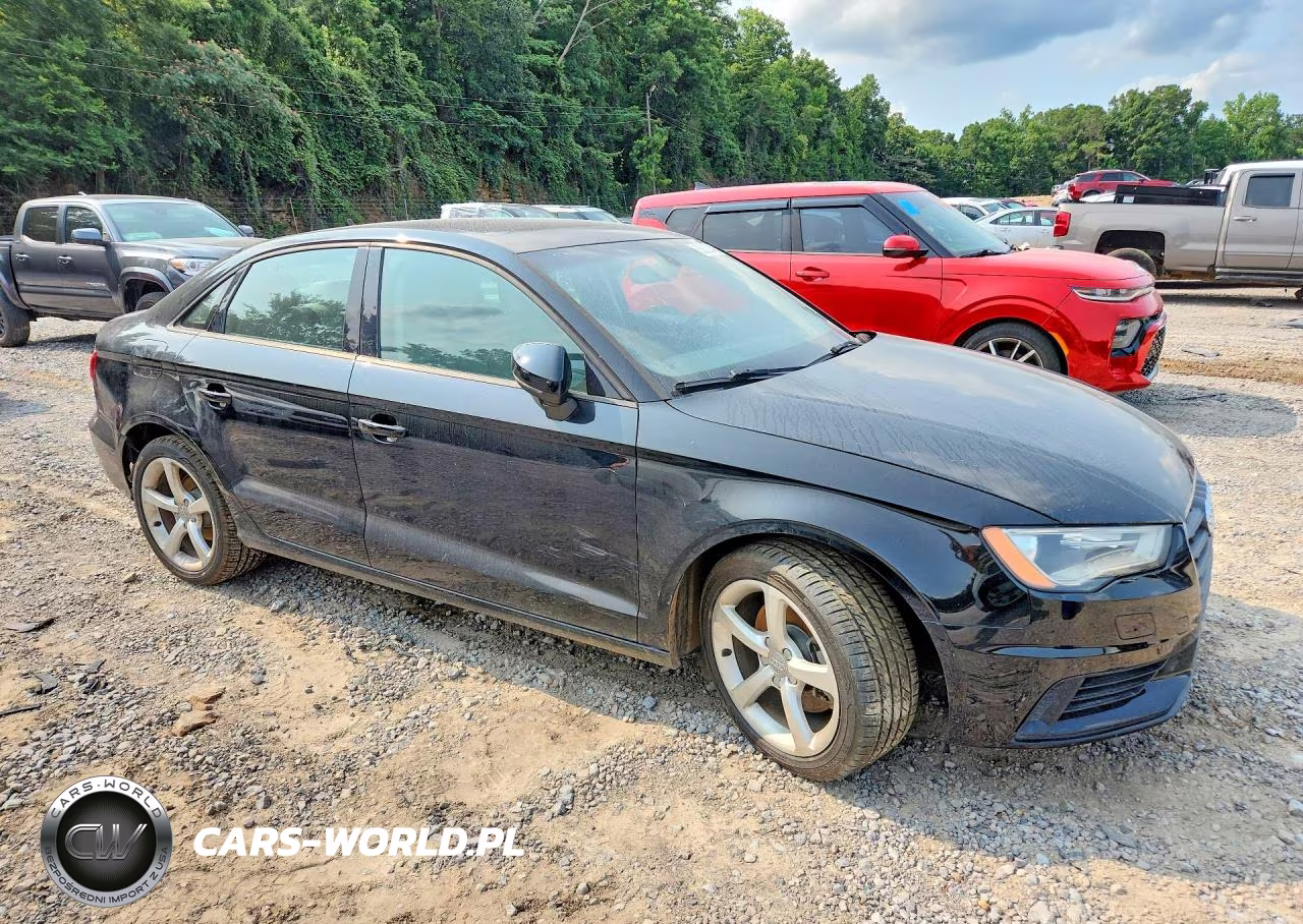 2015 Audi A3 Premium VIN:WAUBFGFF3F1130124 - 4