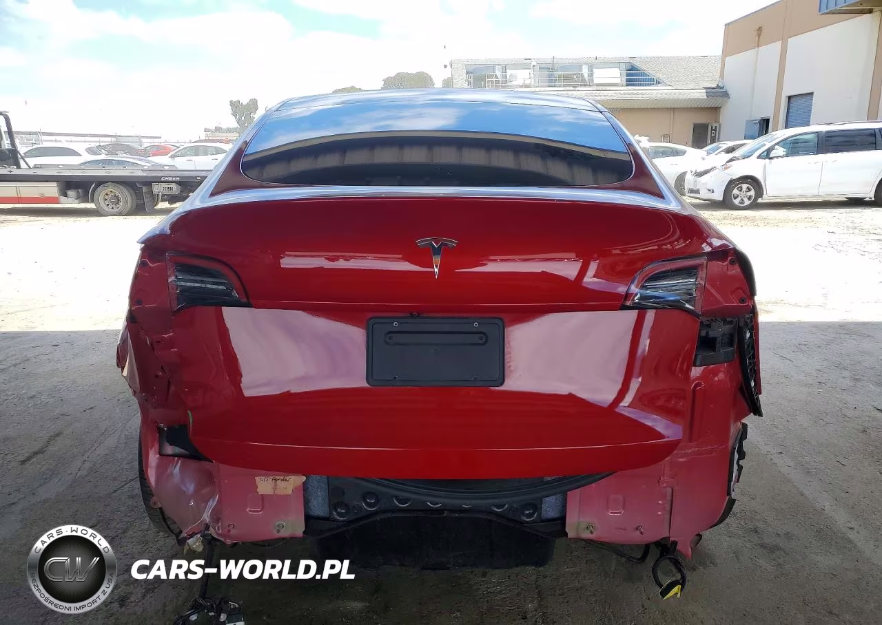 2021 Tesla Model Y VIN:5YJYGDED8MF107600 - 6