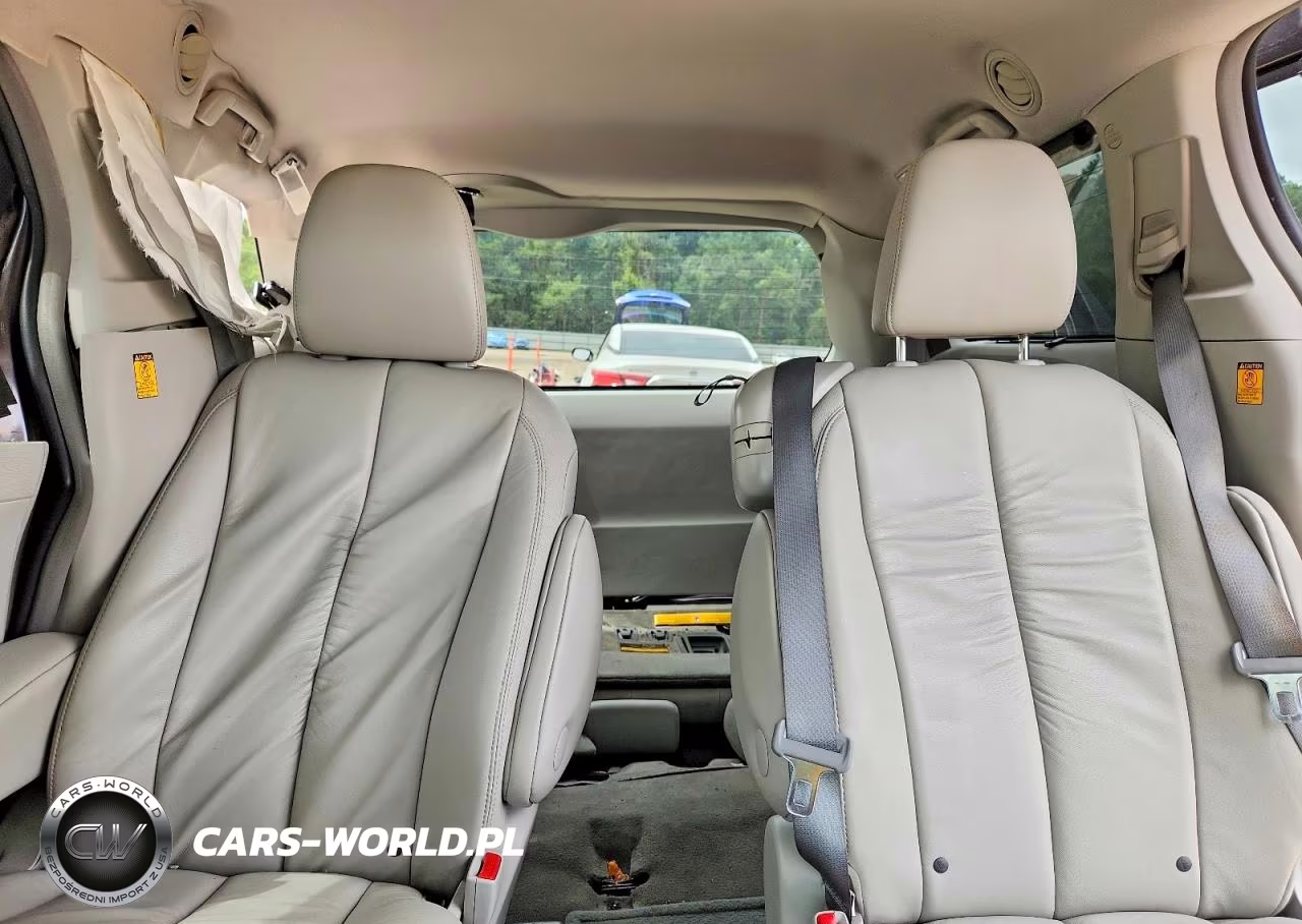 2012 Toyota Sienna Xle 8-Passenger VIN:5TDYK3DC7CS193865 - 10
