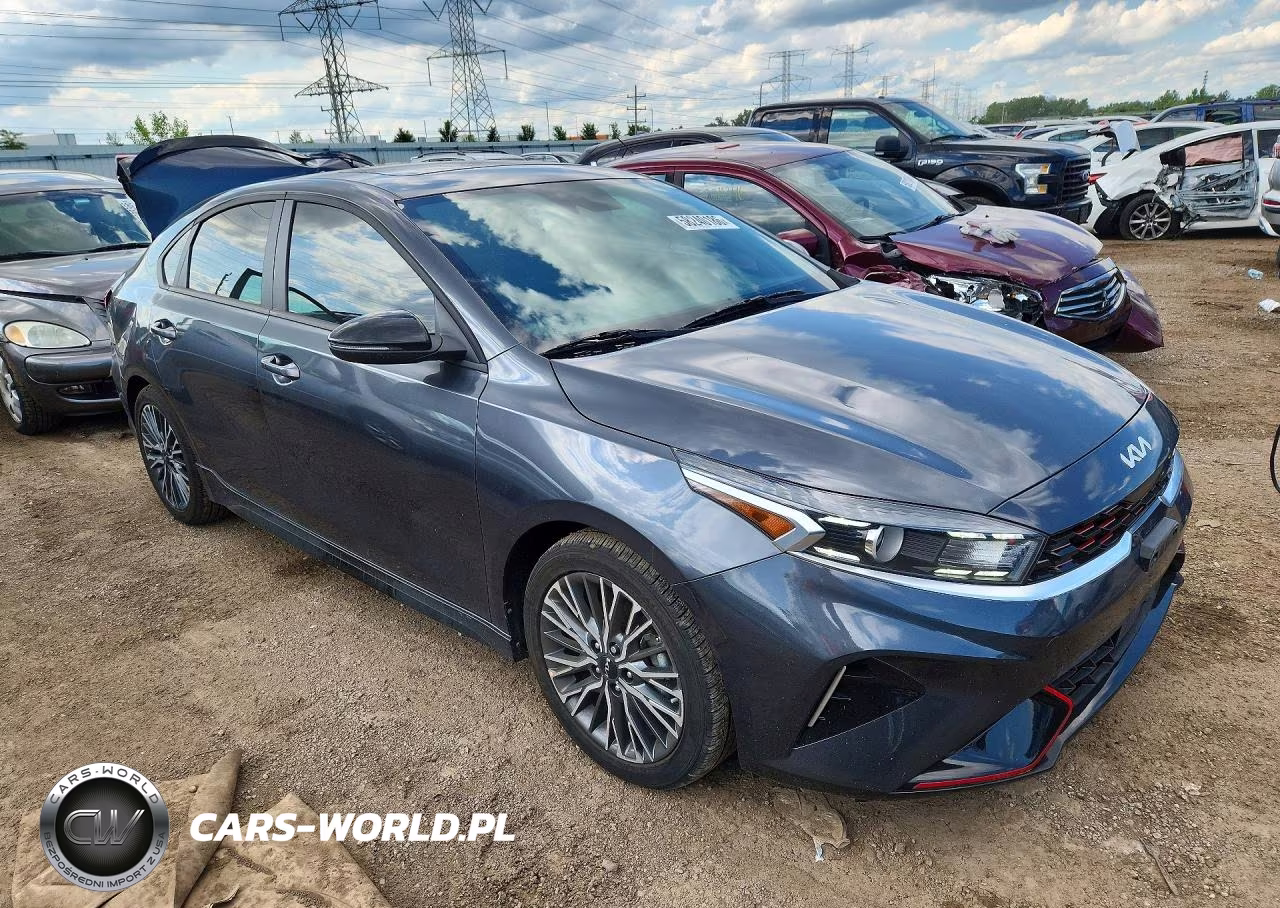 2024 Kia Forte Gt Line VIN:3KPF54AD2RE756079 - 4