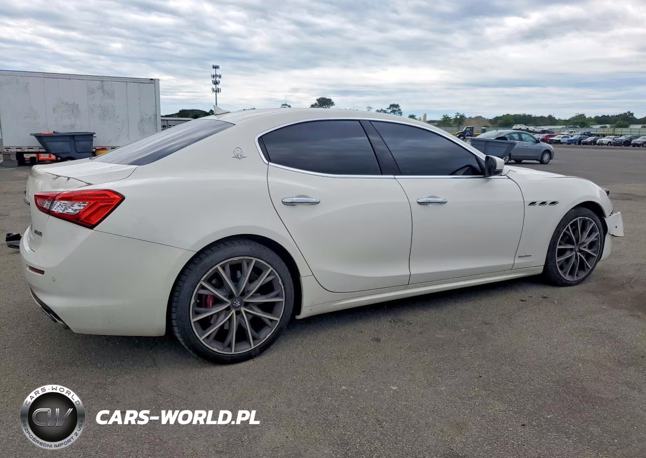 2019 Maserati Ghibli S VIN:ZAM57YTL2K1315025 - 3