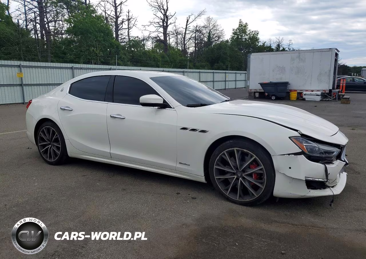 2019 Maserati Ghibli S VIN:ZAM57YTL2K1315025 - 4