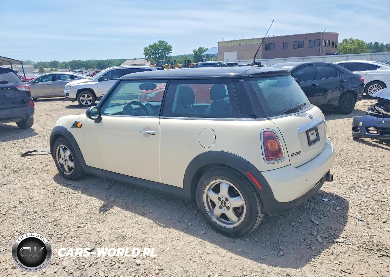 2009 Mini Cooper VIN:WMWMF33549TW74251 - 2