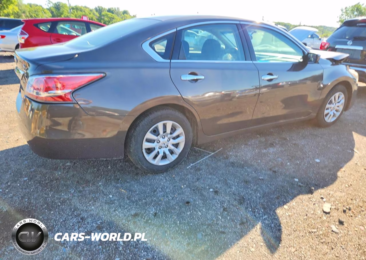 2014 Nissan Altima 2.5 S VIN:1N4AL3AP9EC159894 - 3