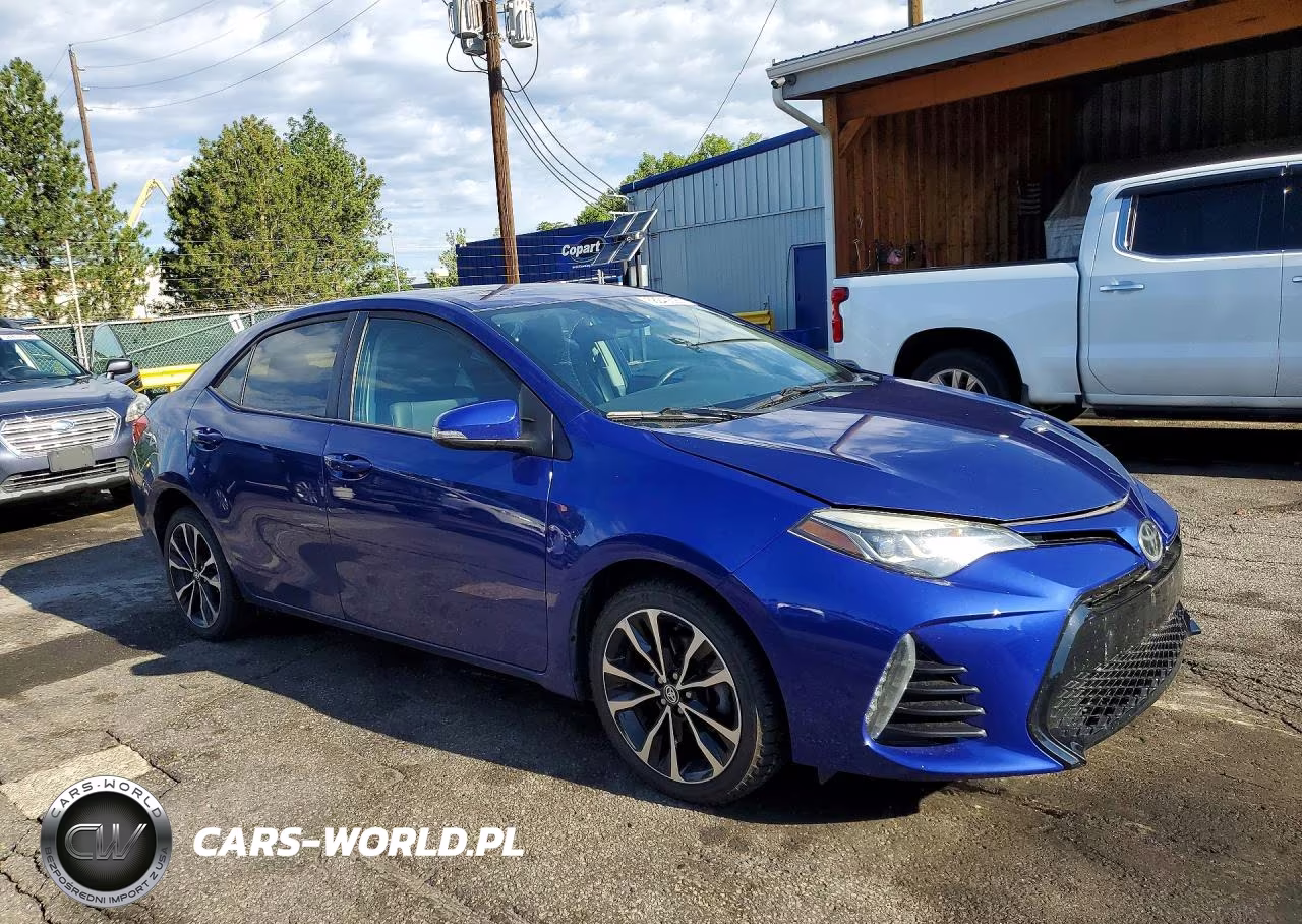 2017 Toyota Corolla Se VIN:2T1BURHE7HC847634 - 4