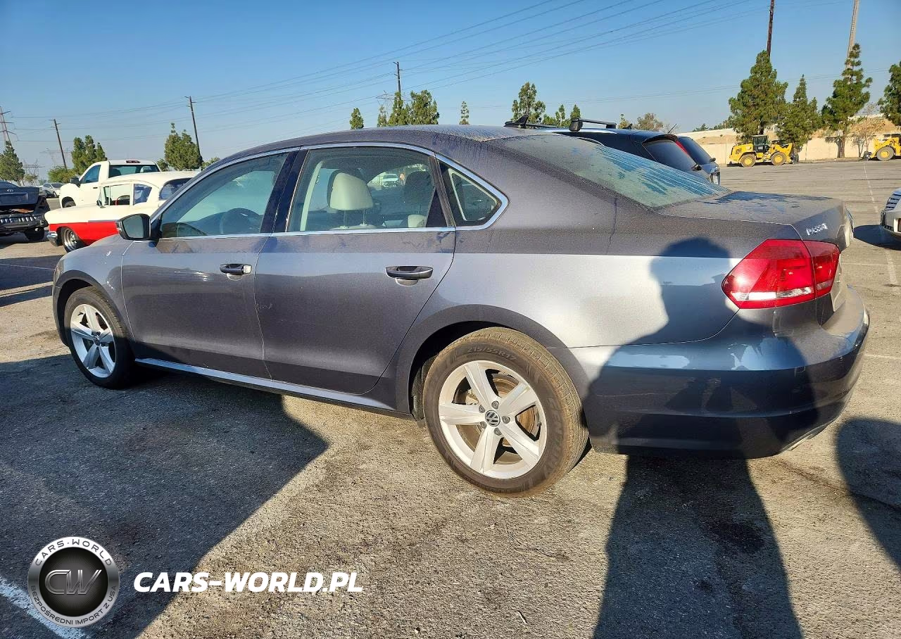 2013 Volkswagen Passat Se VIN:1VWBN7A37DC030111 - 2