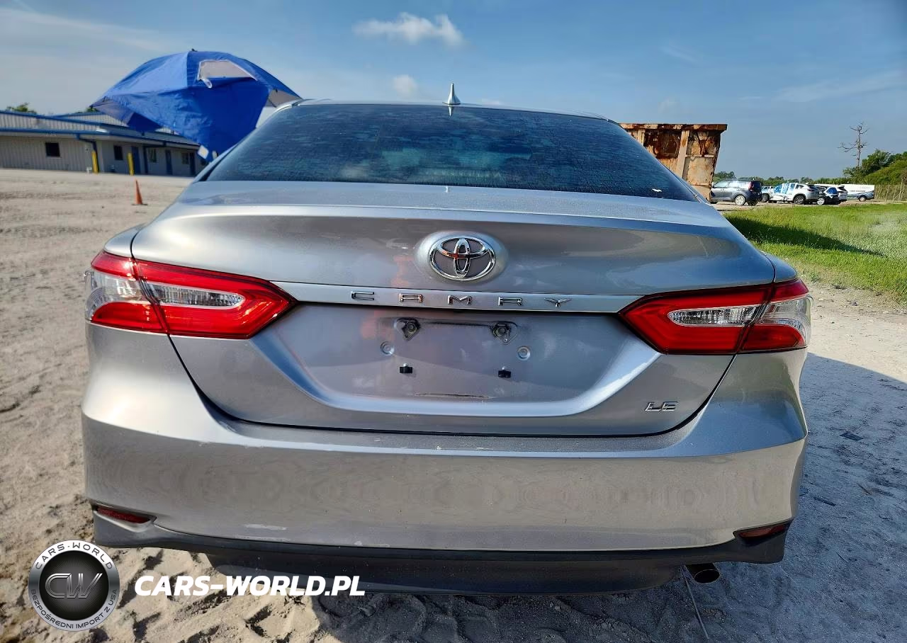 2019 Toyota Camry Le VIN:4T1B11HK1KU232566 - 6