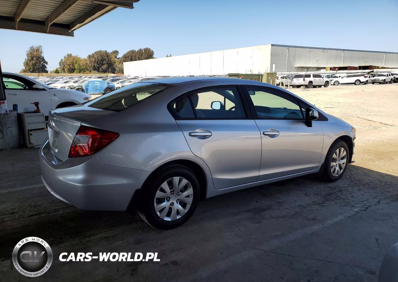 2012 Honda Civic Lx VIN:2HGFB2F56CH578656 - 3
