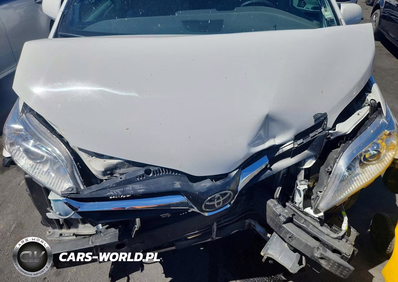 2020 Toyota Sienna Le VIN:5TDKZ3DC9LS065113 - 12