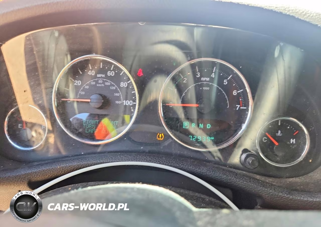 2017 Jeep Wrangler Unlimited Sport VIN:1C4BJWDG7HL669036 - 9