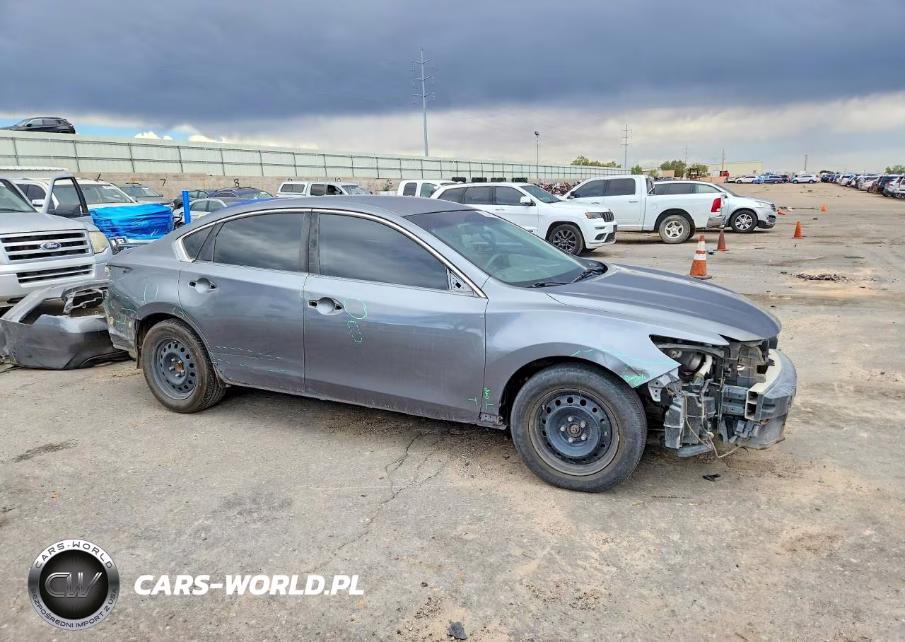 2018 Nissan Altima 2.5 S VIN:1N4AL3AP2JC267834 - 4