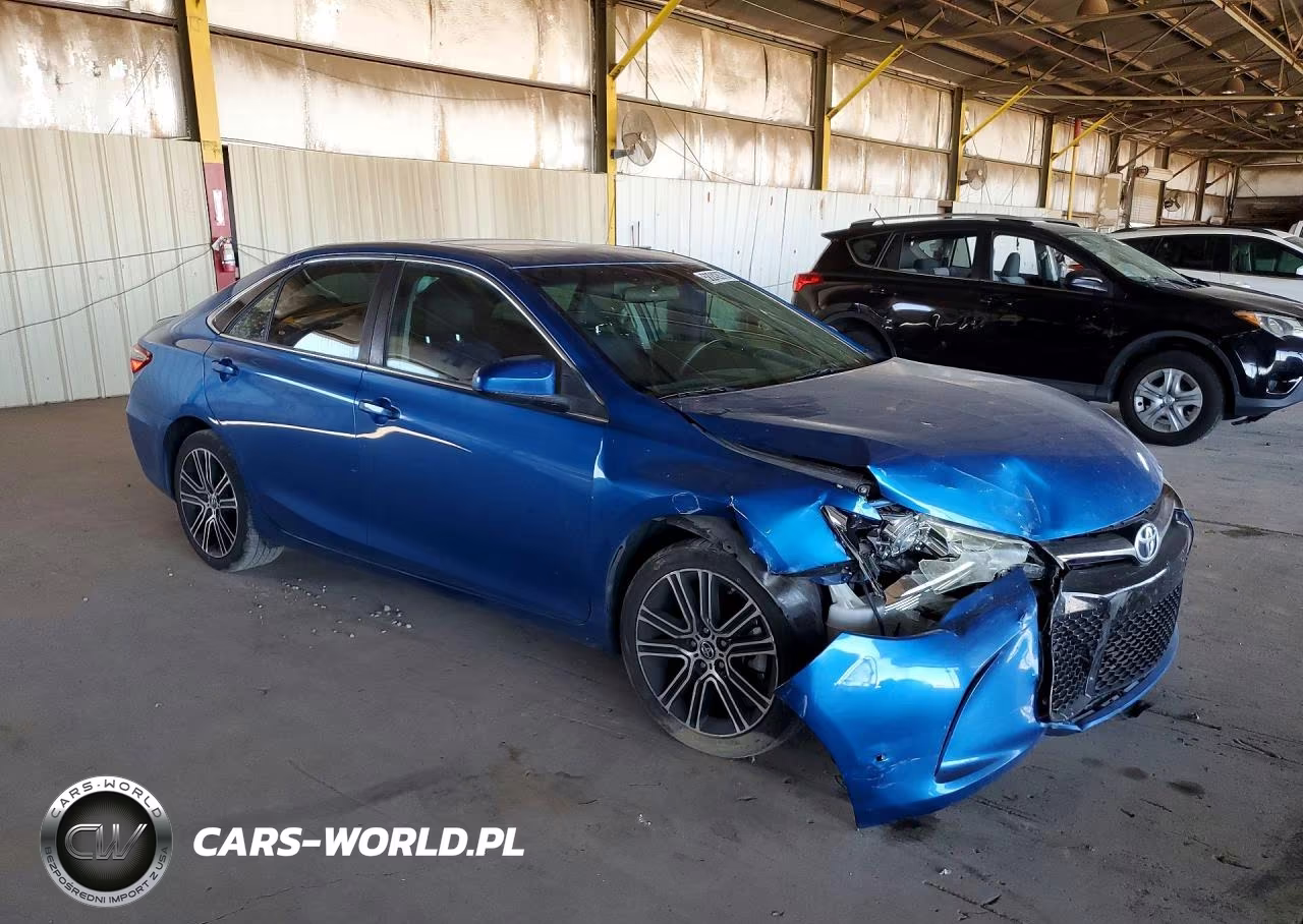 2016 Toyota Camry Special Edition VIN:4T1BF1FK8GU562118 - 4