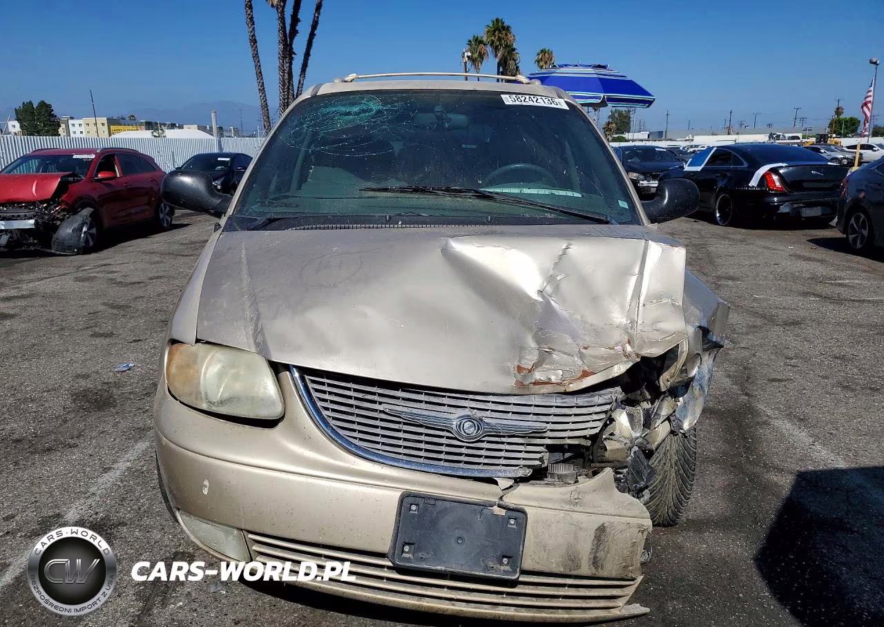 2001 Chrysler Town & Country Limited VIN:2C8GP64L81R234779 - 5