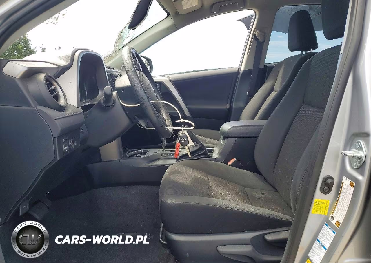 2018 Toyota Rav4 Le VIN:JTMBFREV2JJ232949 - 7