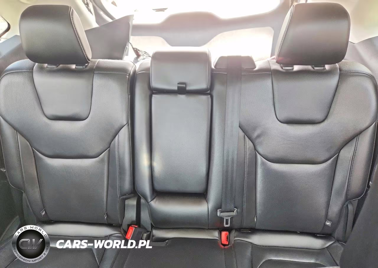 2020 Ford Edge Titanium VIN:2FMPK3K97LBA22906 - 10