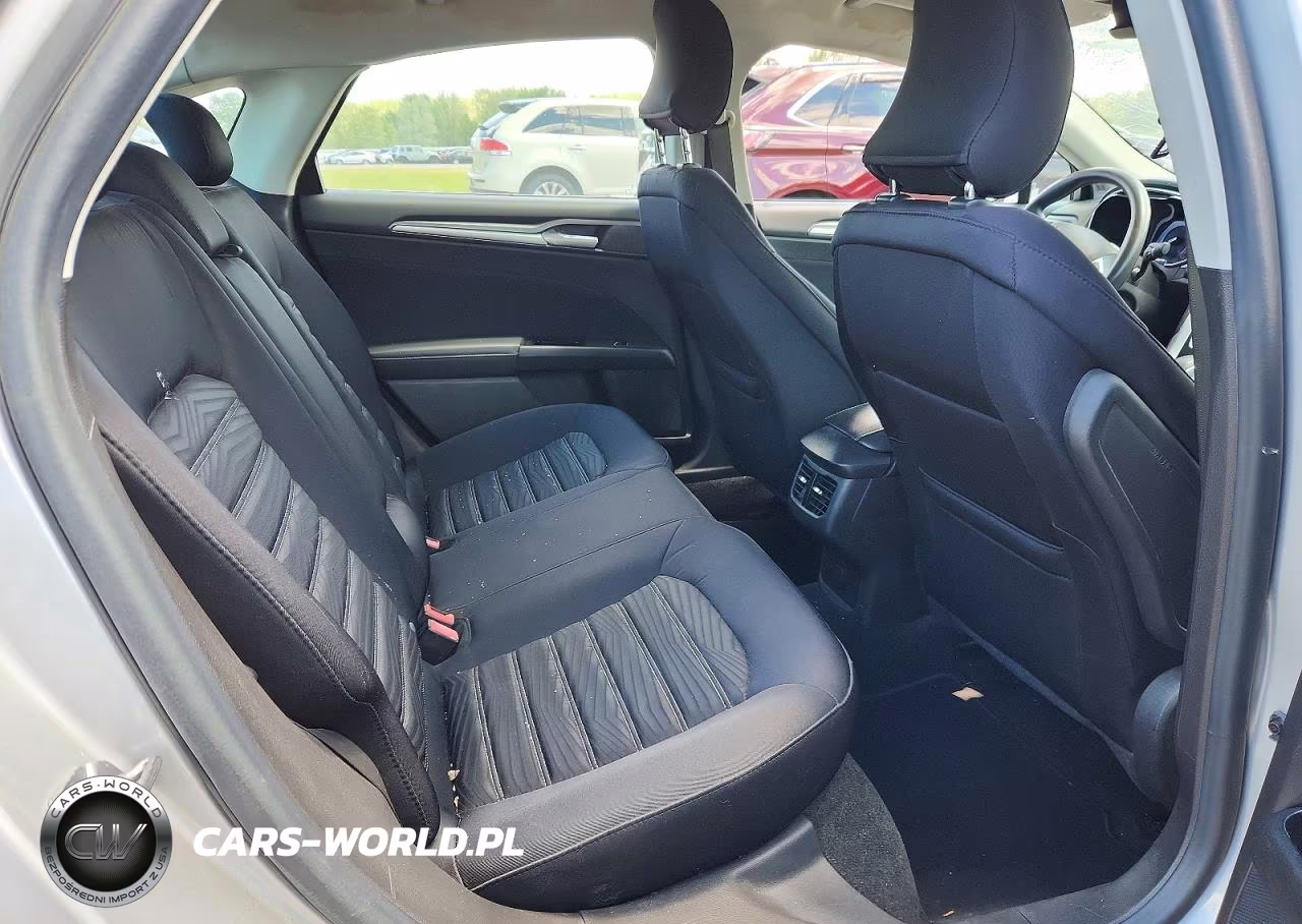 2016 Ford Fusion Se VIN:3FA6P0H75GR339408 - 10