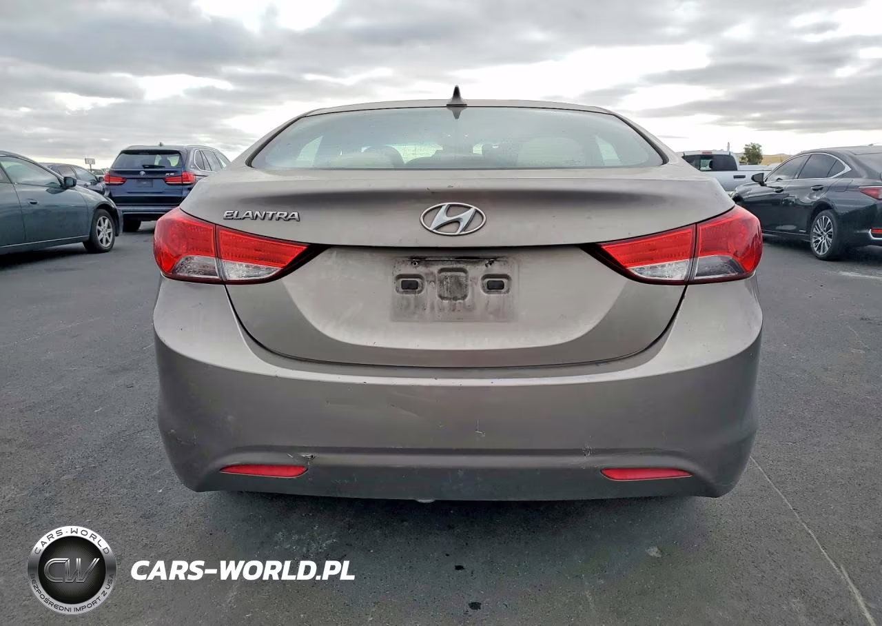 2013 Hyundai Elantra Gls VIN:5NPDH4AE0DH186045 - 6