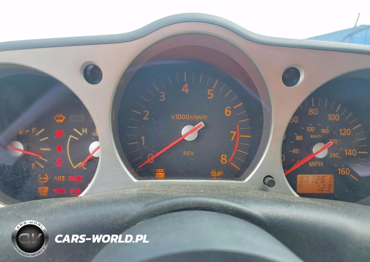 2003 Nissan 350Z Coupe VIN:JN1AZ34D13T114376 - 9