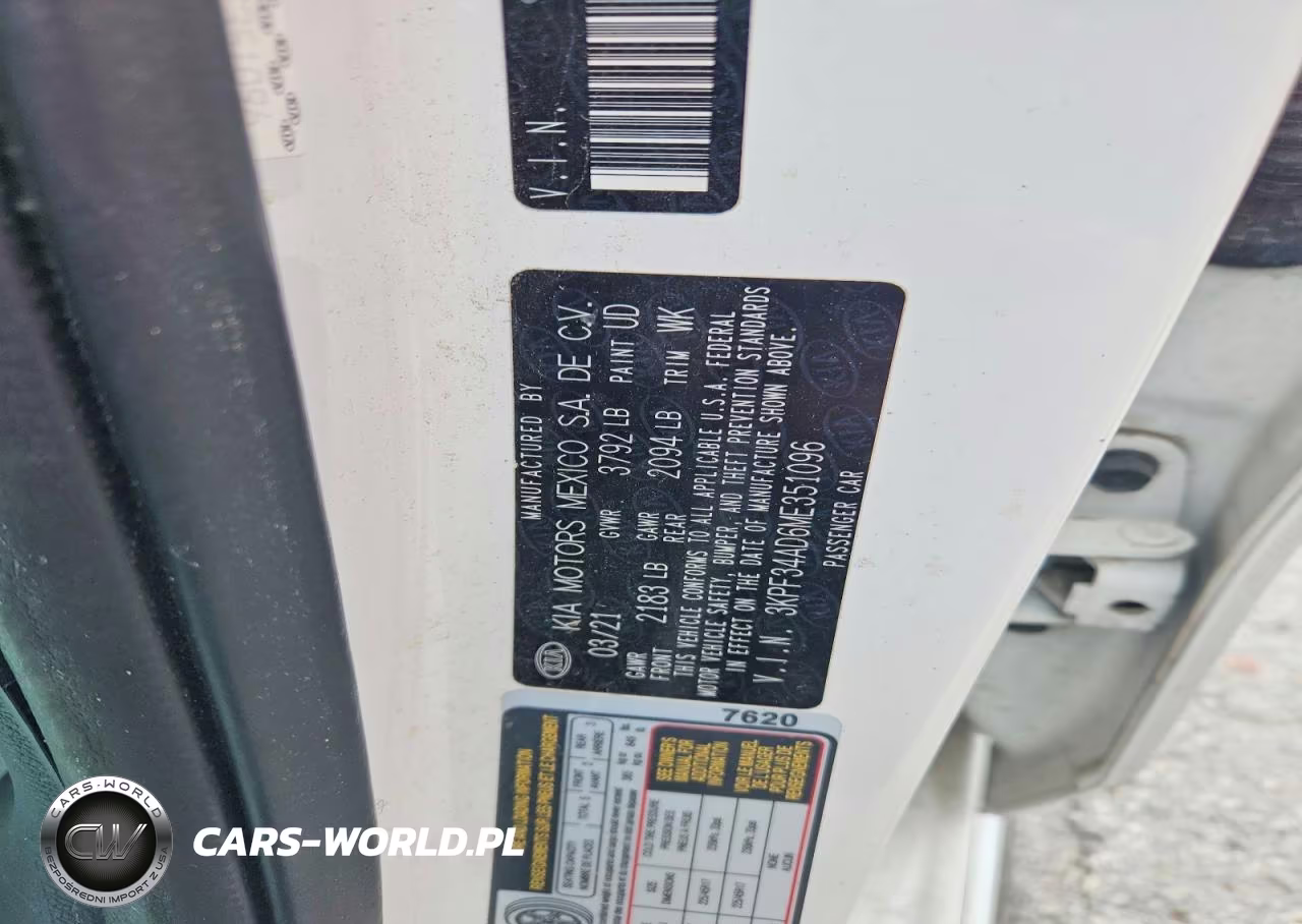2021 Kia Forte VIN:3KPF34AD6ME351096 - 13