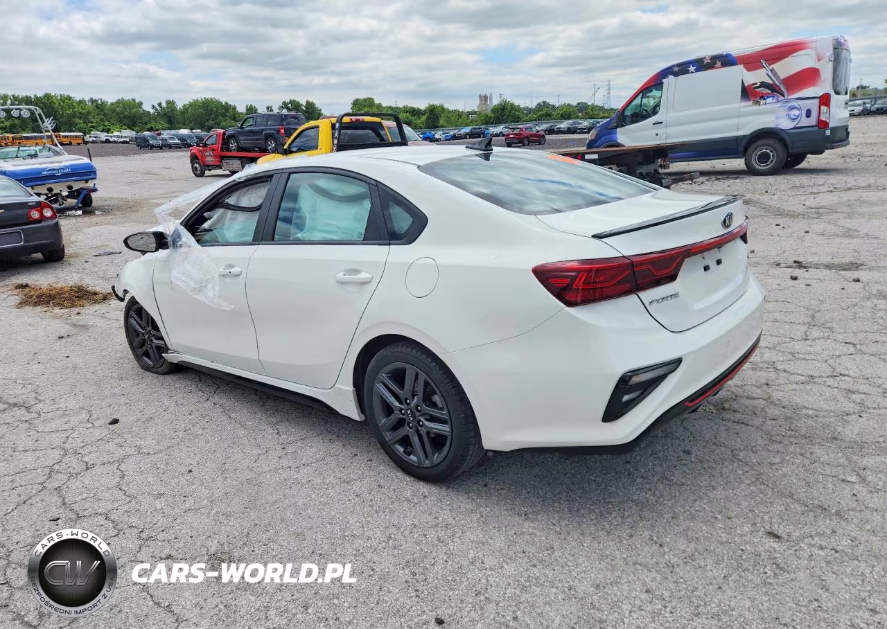 2021 Kia Forte VIN:3KPF34AD6ME351096 - 2