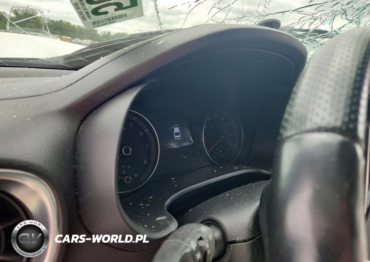 2021 Kia Forte VIN:3KPF34AD6ME351096 - 9