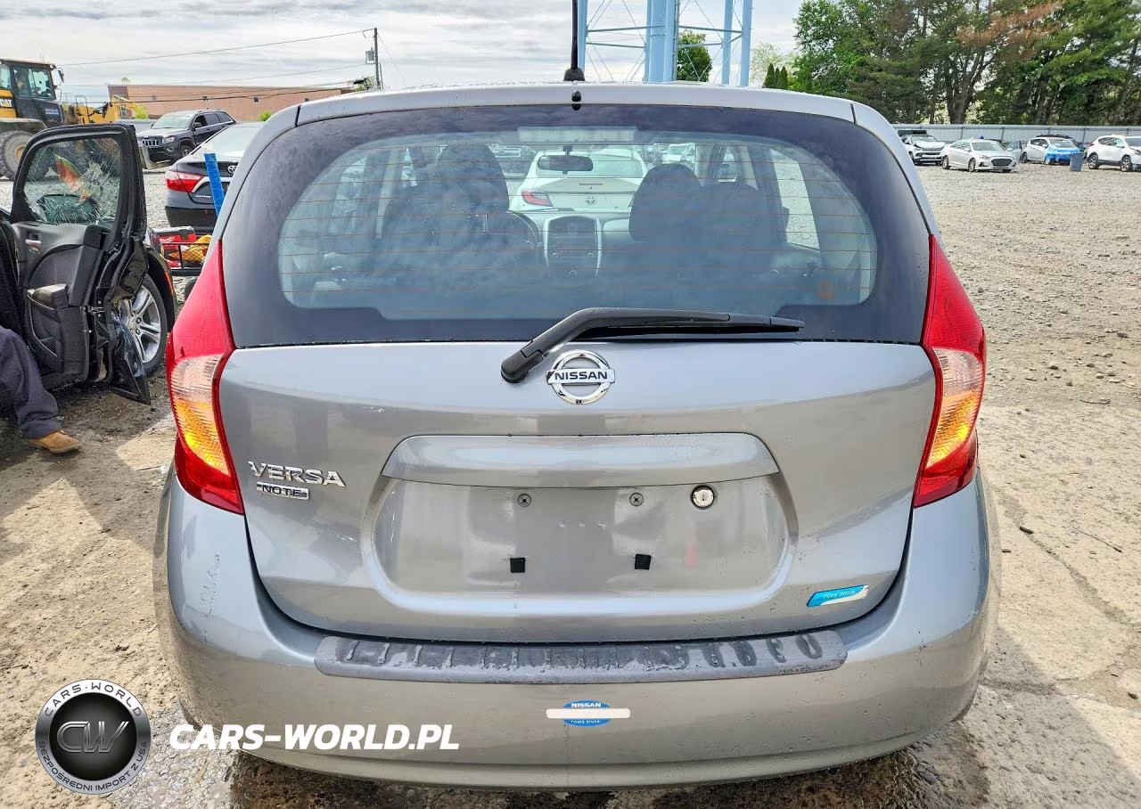 2015 Nissan Versa Note S Plus VIN:3N1CE2CP2FL446667 - 6