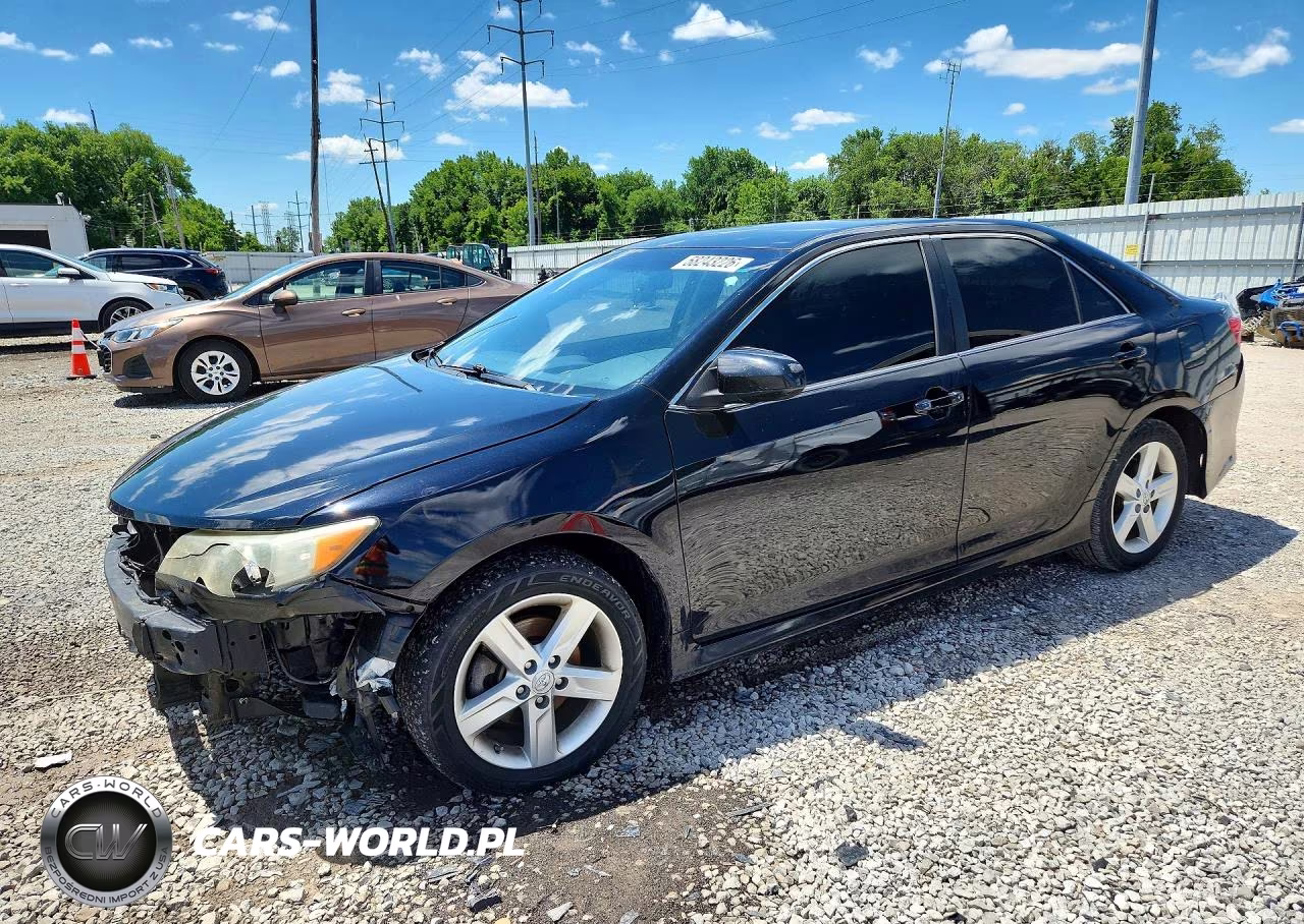 2014 Toyota Camry Se – zdjęcie 1 z 12