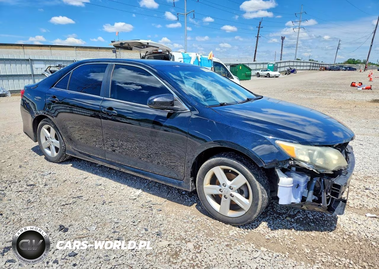 2014 Toyota Camry Se VIN:4T1BF1FK1EU364056 - 4