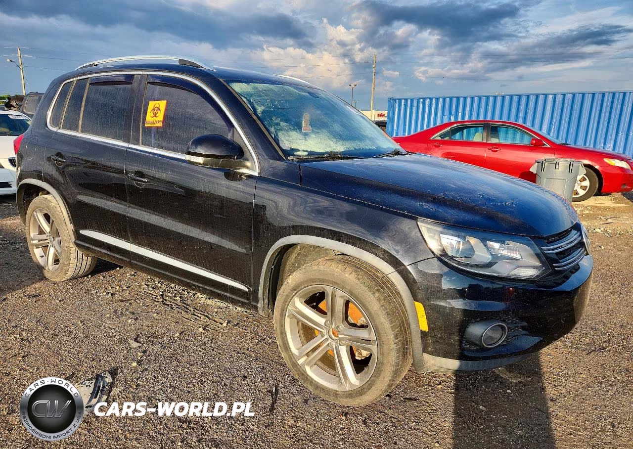 2017 Volkswagen Tiguan Sport VIN:WVGUV7AX7HW504895 - 4