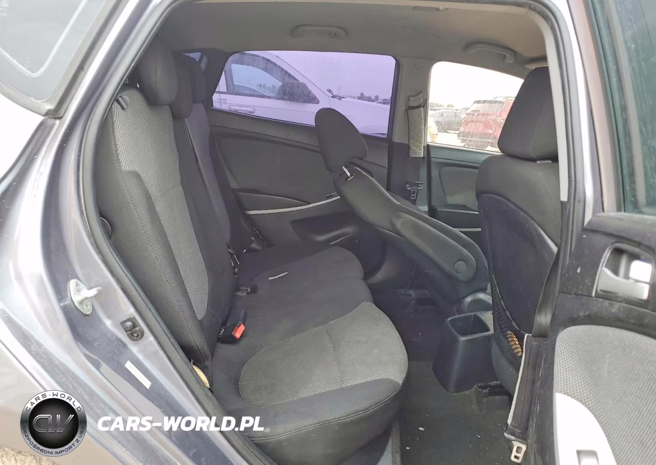 2013 Hyundai Accent Gs VIN:KMHCT5AE6DU129687 - 10