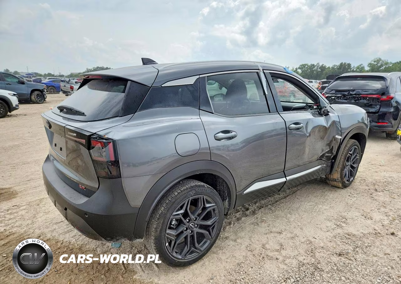 2026 Nissan Kicks Sr VIN:3N8AP6DA6TL379037 - 3