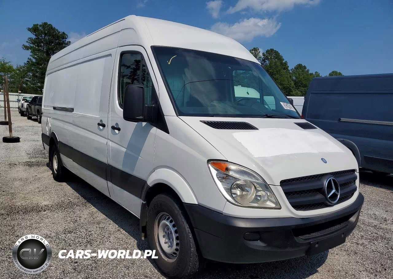2012 Mercedes-Benz Sprinter 2500 Delivery Van VIN:WD3PE8CB6C5703602 - 4