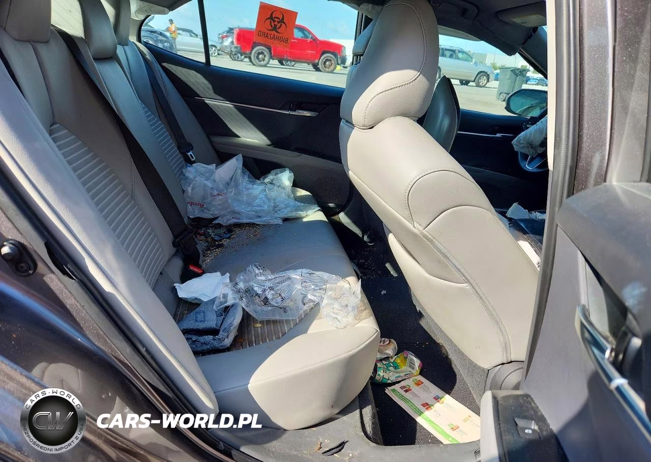 2019 Toyota Camry Se VIN:4T1B11HK1KU807796 - 10