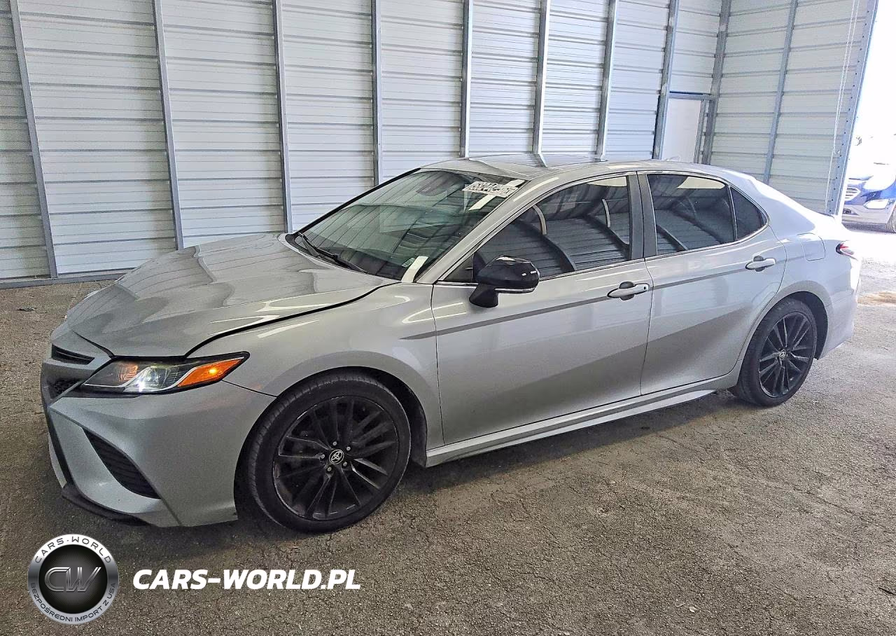 2019 Toyota Camry Se – zdjęcie 1 z 13