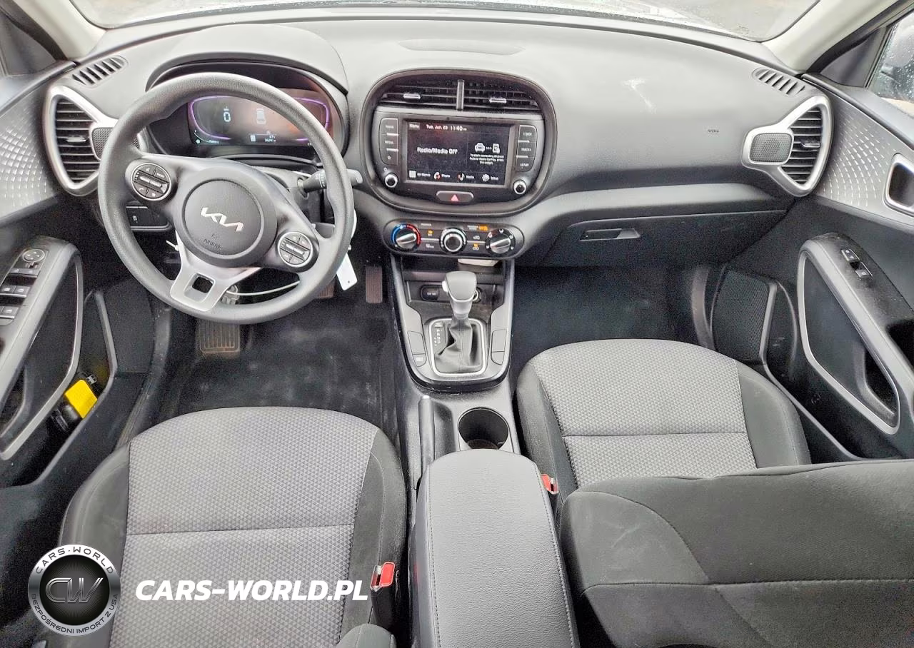 2025 Kia Soul Lx VIN:KNDJ23AU5S7946204 - 8