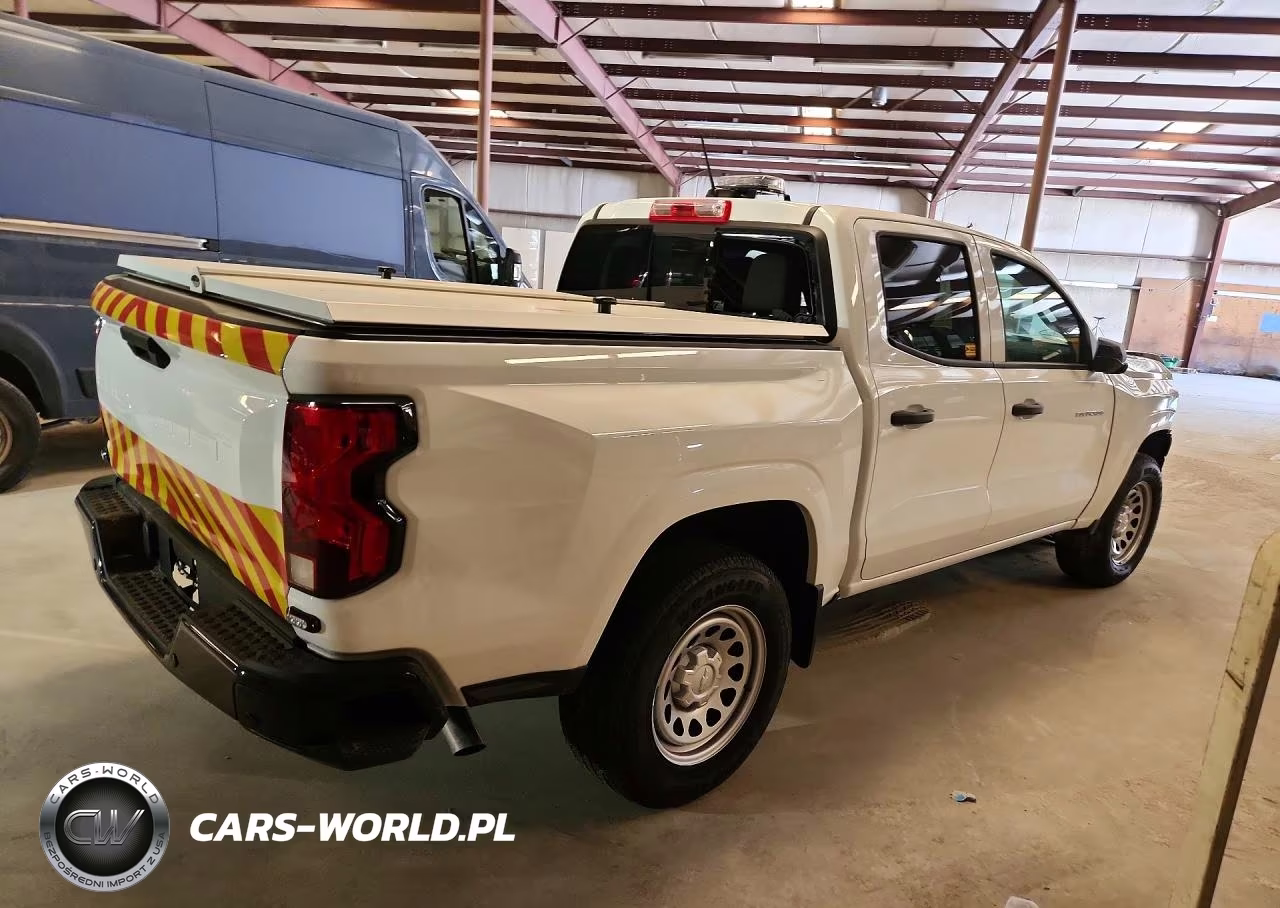 2025 Chevrolet Colorado VIN:1GCPSBEK1S1232487 - 3