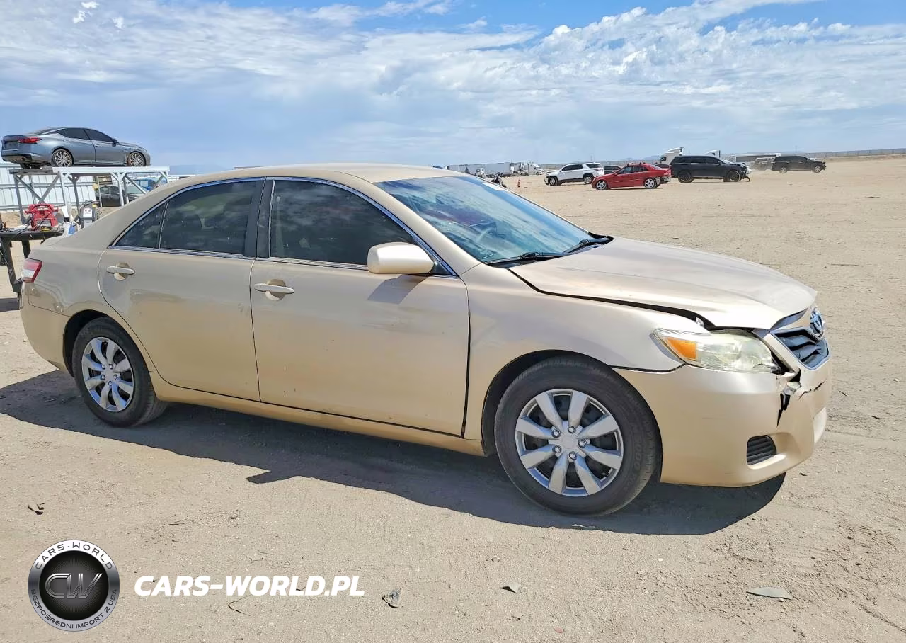 2011 Toyota Camry Le VIN:4T1BF3EK3BU129683 - 4