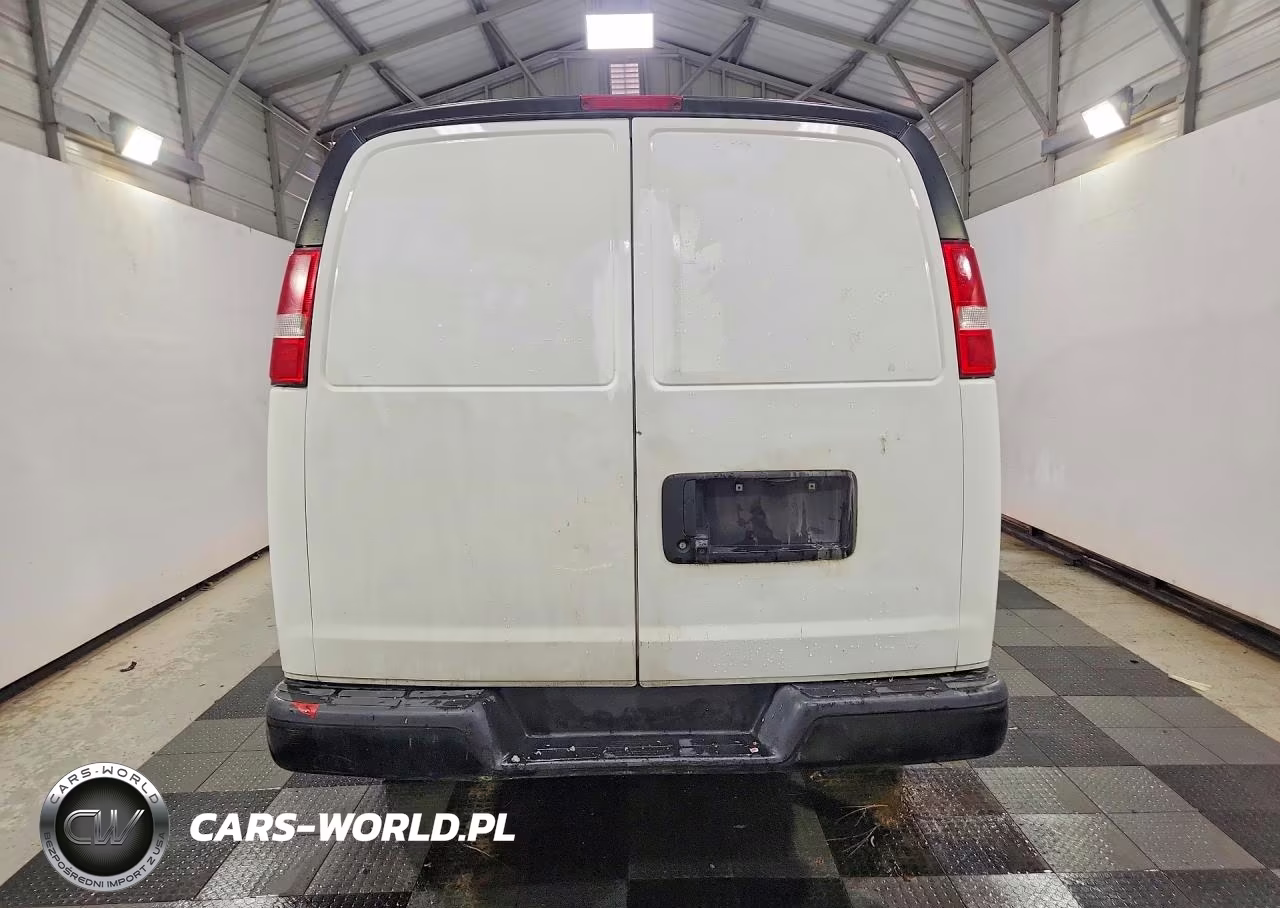2017 Chevrolet Express 2500 Cargo Delivery Van VIN:1GCWGAF1XH1214463 - 6