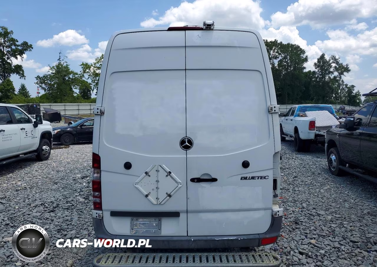 2011 Mercedes-Benz Sprinter 2500 Delivery Van VIN:WD3PE8CB8B5609638 - 6