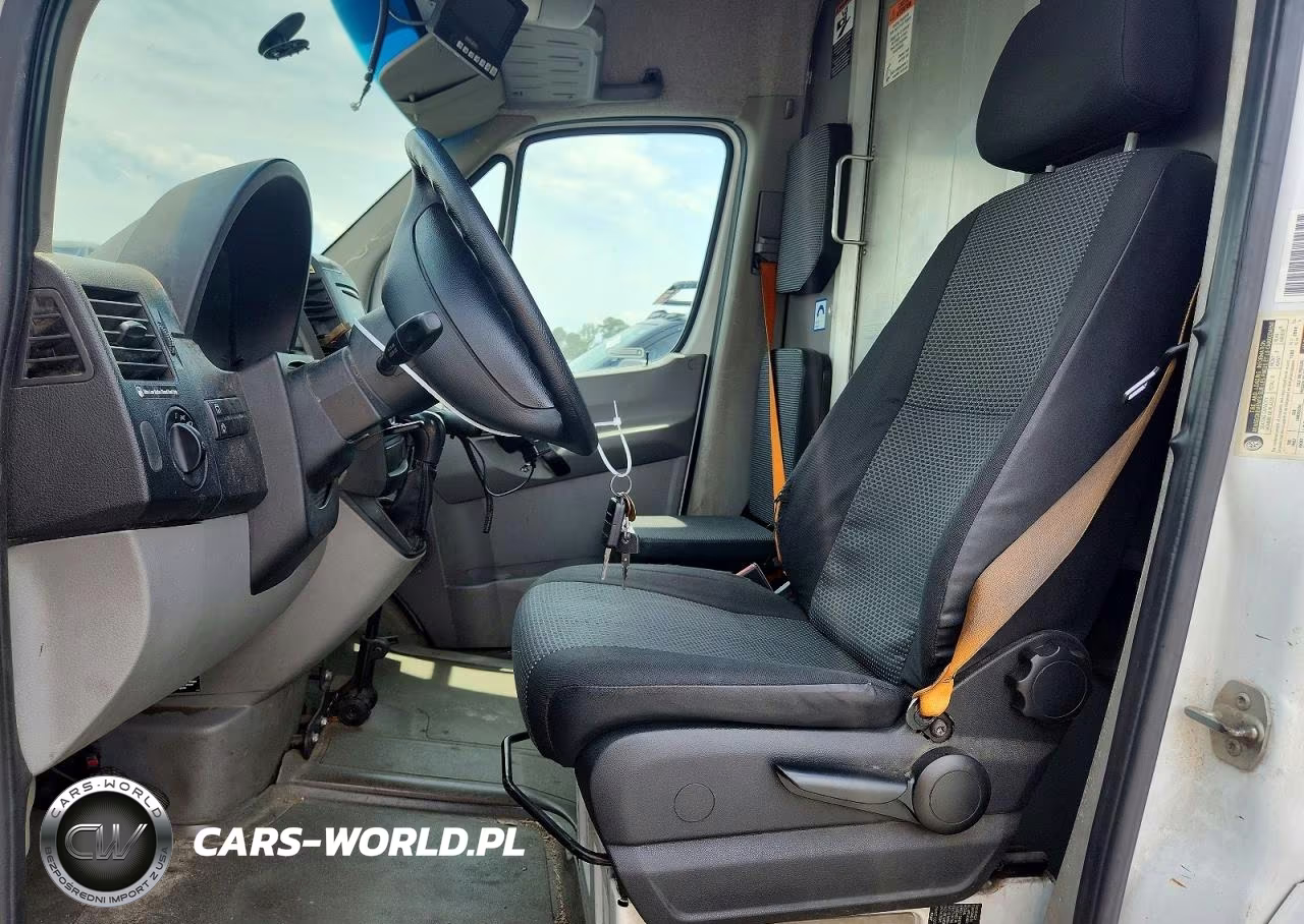 2011 Mercedes-Benz Sprinter 2500 Delivery Van VIN:WD3PE8CB8B5609638 - 7