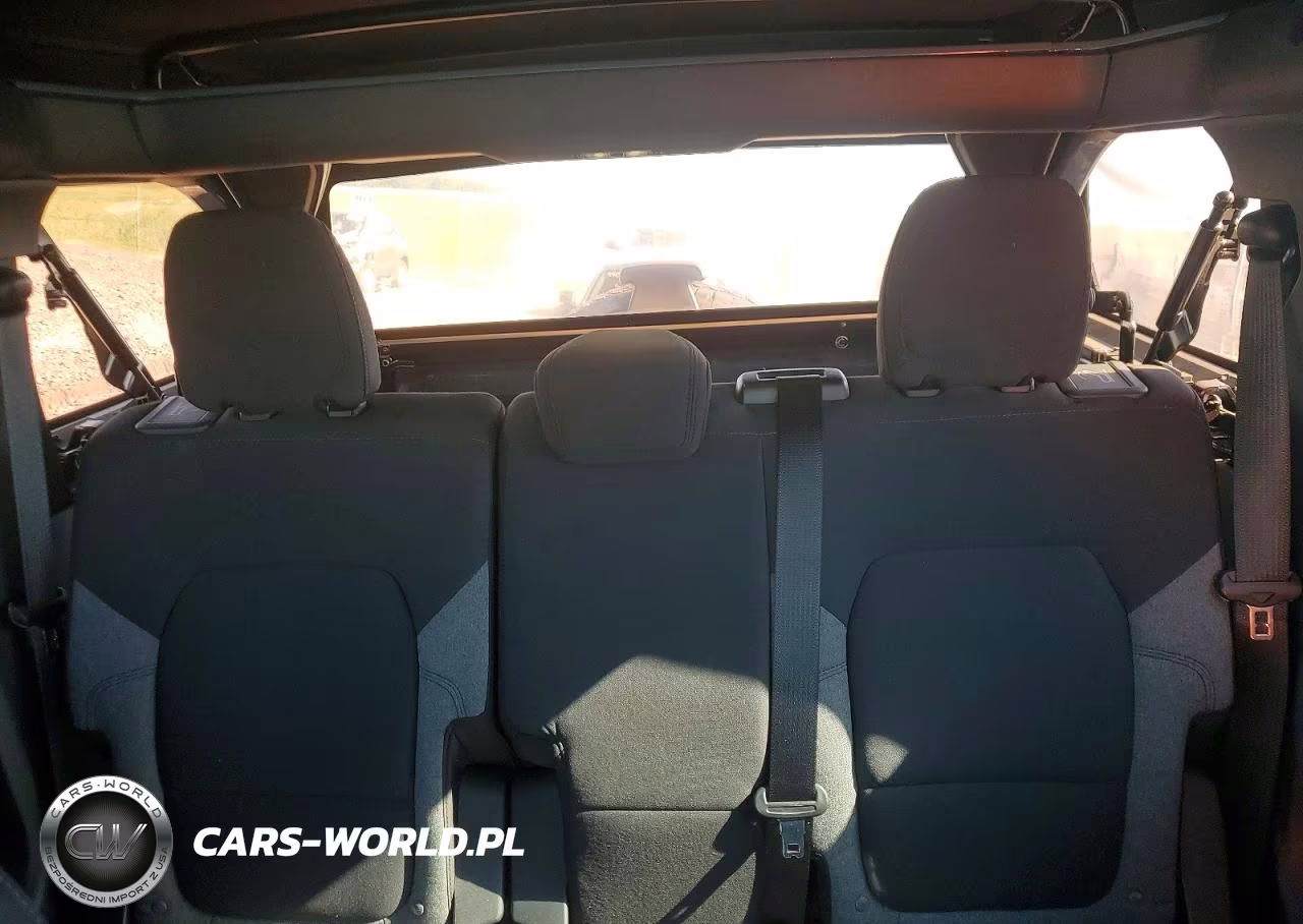 2021 Ford Bronco Base VIN:1FMDE5BH4MLA85170 - 10