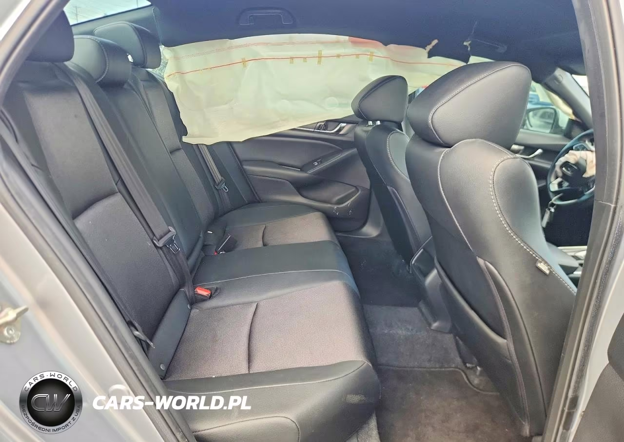 2019 Honda Accord Sport VIN:1HGCV1F3XKA155496 - 10