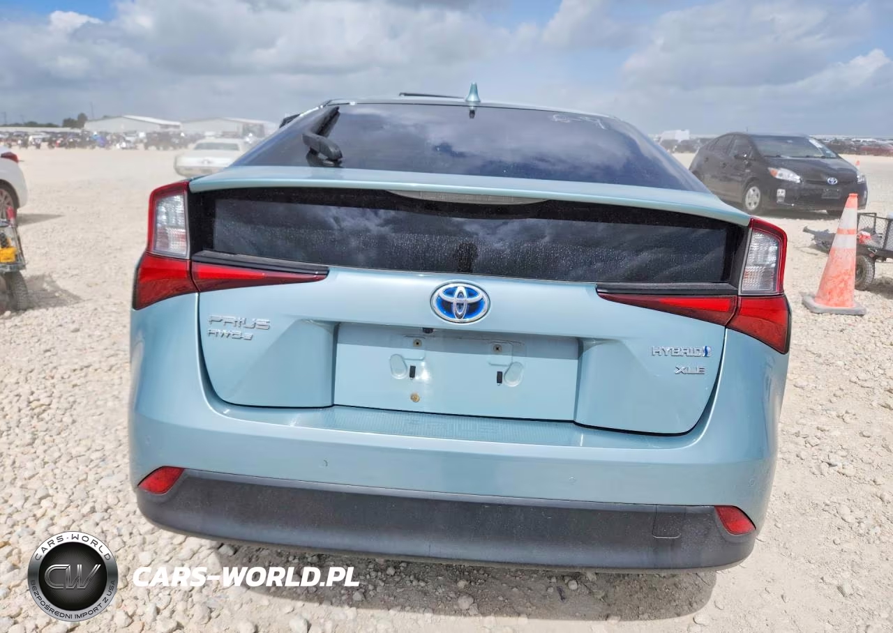 2020 Toyota Prius Xle Awd-E VIN:JTDL9RFU0L3019393 - 6